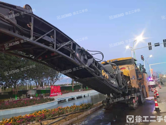 徐工XM200KII铣刨机