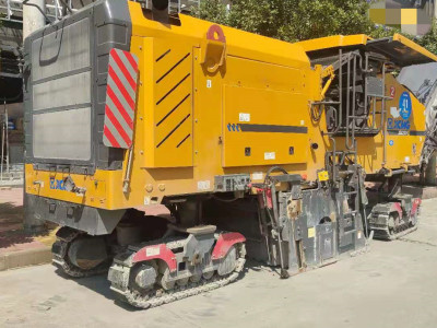 徐工XM200KII铣刨机