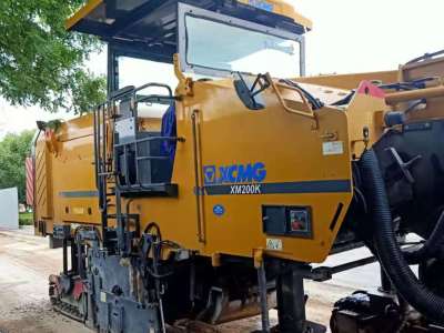 徐工XM200K铣刨机