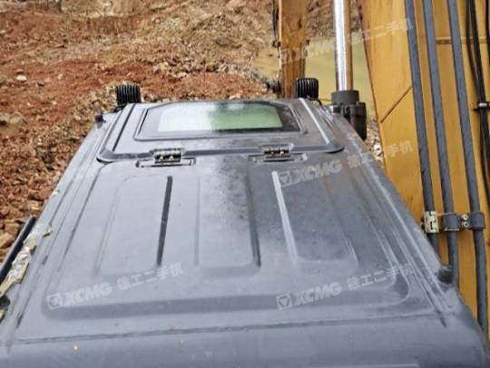 徐工XE270DK履带式挖掘机