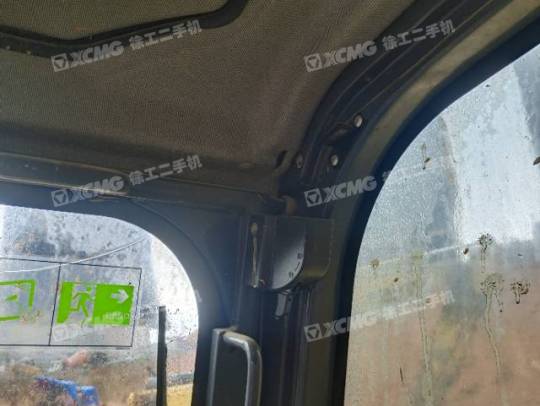 徐工XE270DK履带式挖掘机