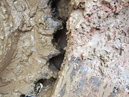 徐工XE270DK履带式挖掘机