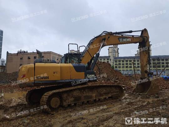 徐工XE270DK履带式挖掘机