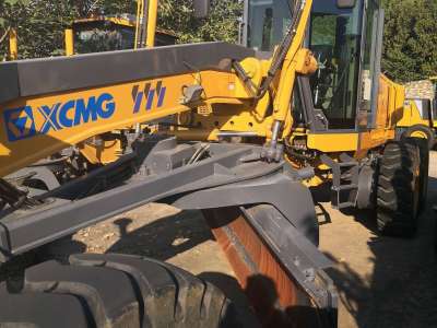 徐工GR2205平地机