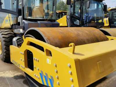 徐工XS265JS单钢轮压路机