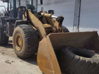 山工SEM650B轮式装载机