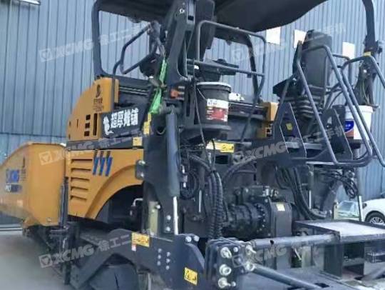 徐工RP953T摊铺机