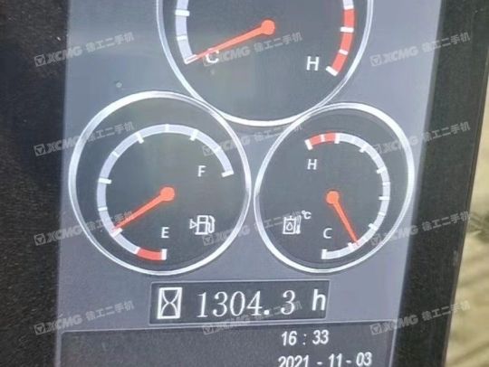 徐工XE205DA履带式挖掘机