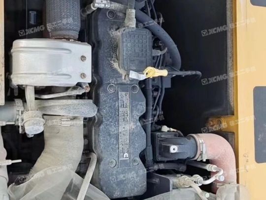 徐工XE205DA履带式挖掘机