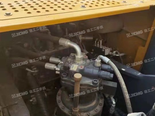 徐工XE205DA履带式挖掘机