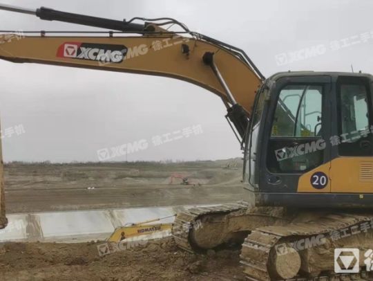 徐工XE205DA履带式挖掘机