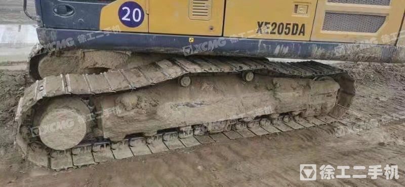 徐工XE205DA履带式挖掘机