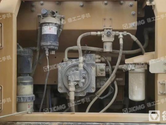 徐工XE205DA履带式挖掘机