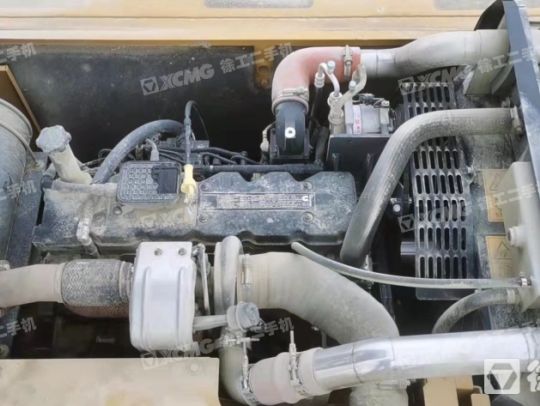 徐工XE205DA履带式挖掘机