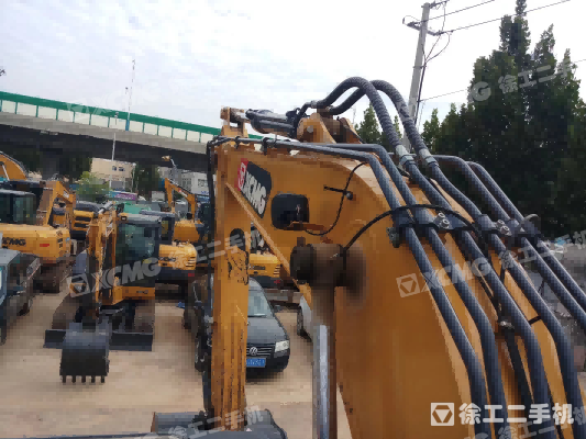 徐工XE155DK履带式挖掘机