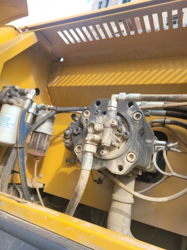 徐工XE370DK履帶式挖掘機
