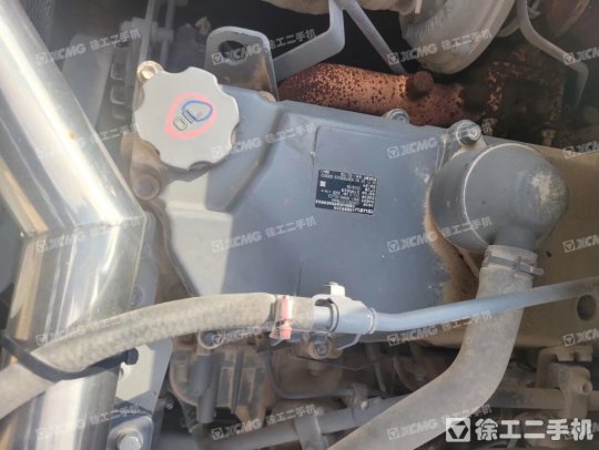 徐工XE370DK履带式挖掘机