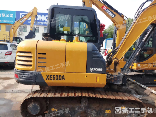 徐工XE55DA履带式挖掘机