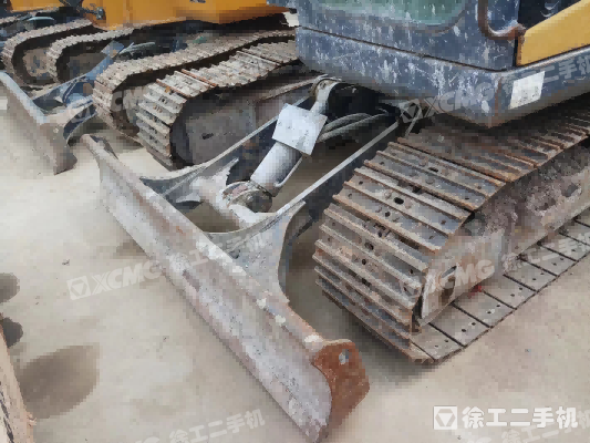 徐工XE80D履带式挖掘机