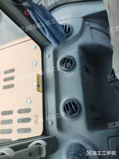 徐工XE80D履带式挖掘机