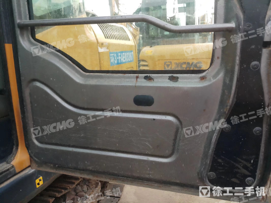 徐工XE80D履带式挖掘机