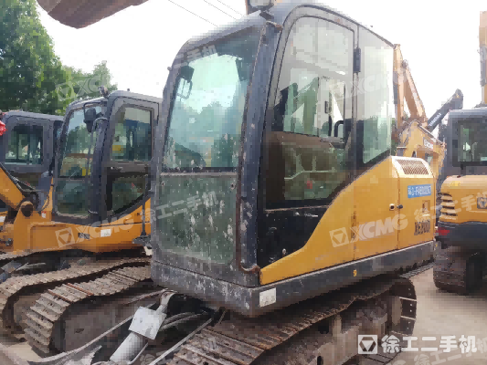 徐工XE80D履带式挖掘机