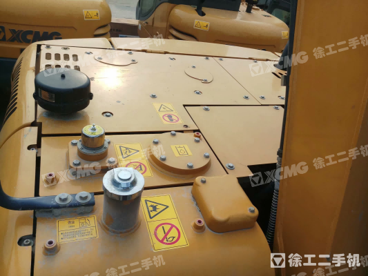 徐工XE80D履带式挖掘机