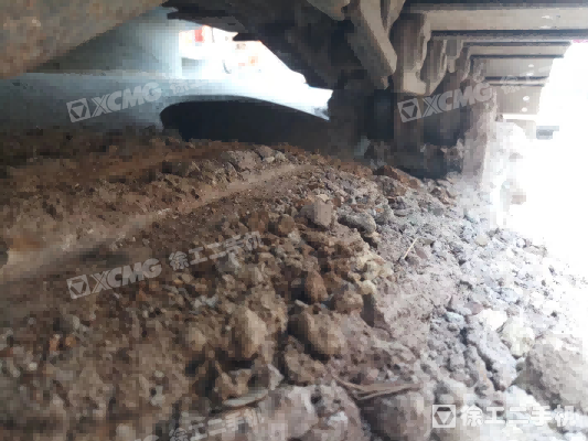 徐工XE80D履带式挖掘机