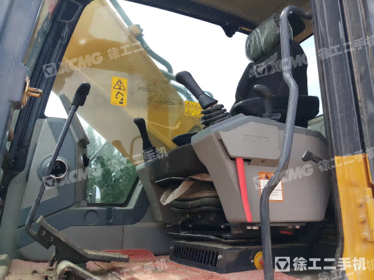 徐工XE380DK履带式挖掘机