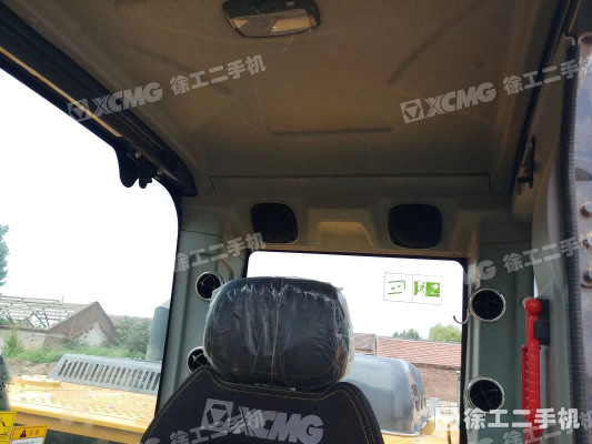 徐工XE380DK履带式挖掘机