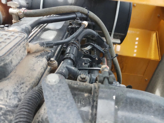 徐工XE380DK履帶式挖掘機
