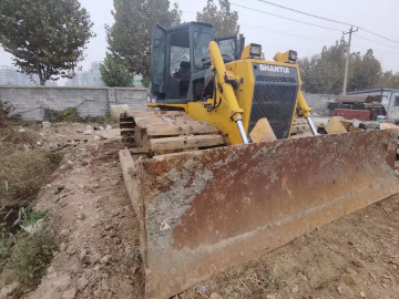 山推SD16L推土机