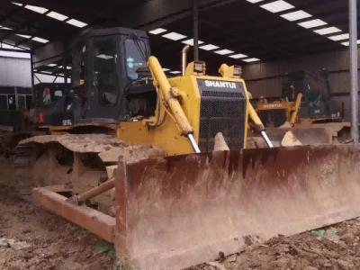 山推SD16L推土机