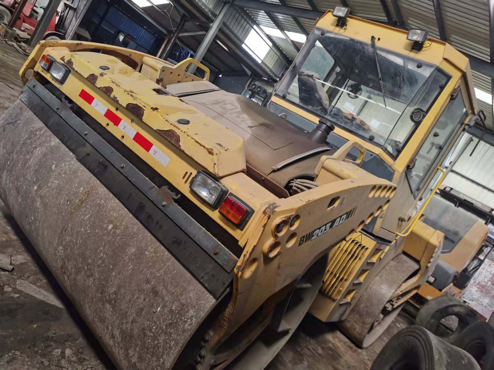 宝马格BW203AD-4 双钢轮压路机