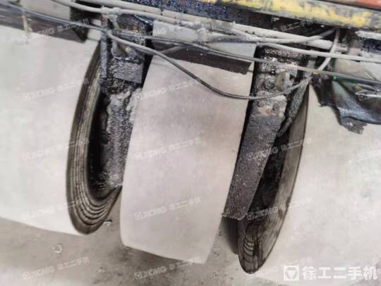 徐工XP303轮胎压路机(30吨胶轮)