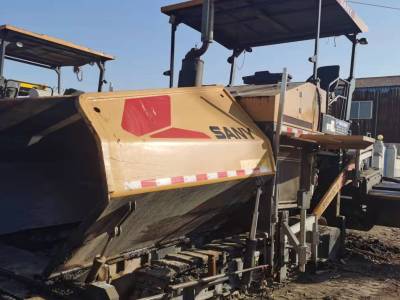 三一重工SSP90C-6摊铺机