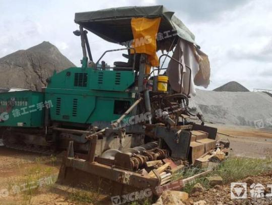 徐工RP952摊铺机