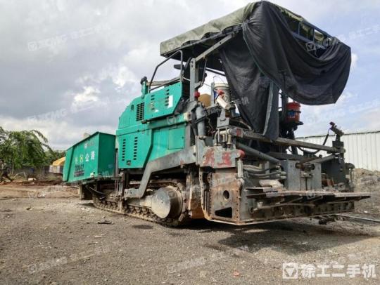 徐工RP952摊铺机