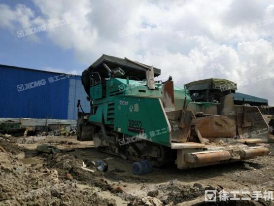 徐工RP952摊铺机