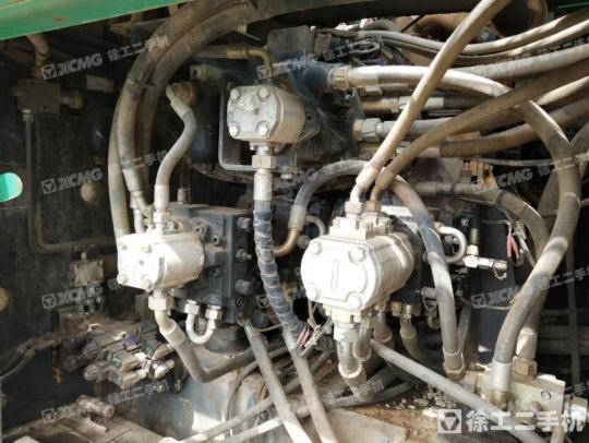 徐工RP952摊铺机