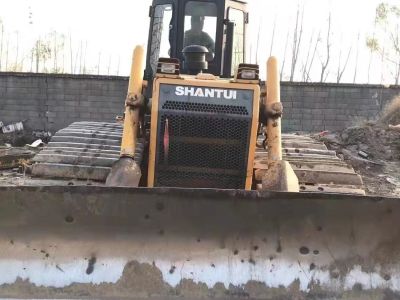 山推SD16L推土机