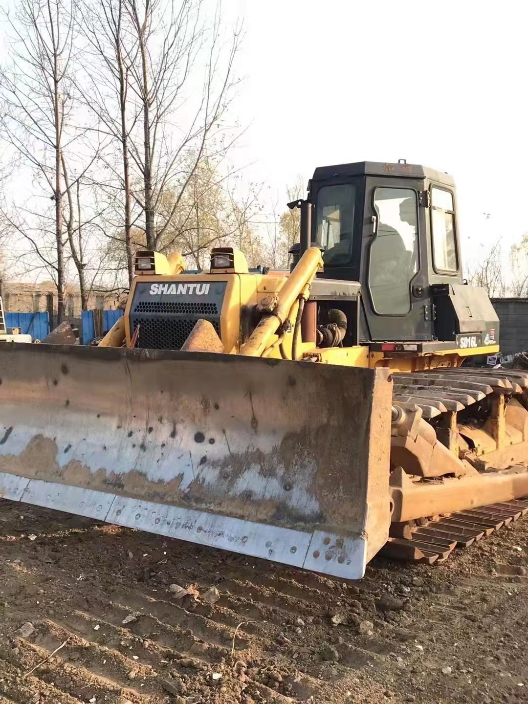 山推SD16L推土机