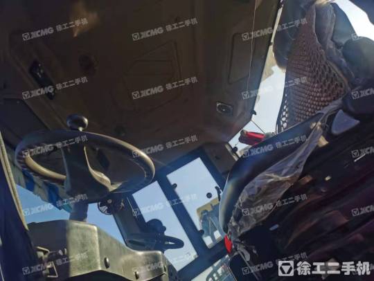 徐工XP303轮胎压路机(30吨胶轮)