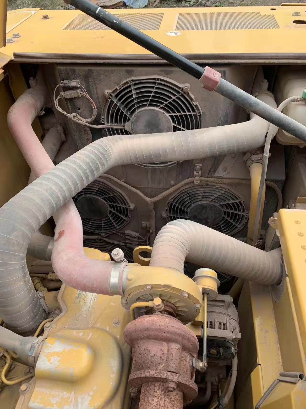 卡特彼勒320GC履帶式挖掘機(jī)