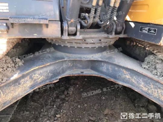 徐工XE270DK履带式挖掘机