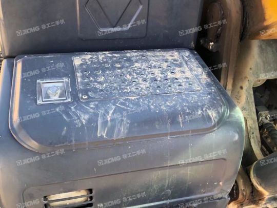 徐工XE205DA履带式挖掘机