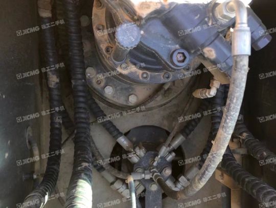 徐工XE205DA履带式挖掘机