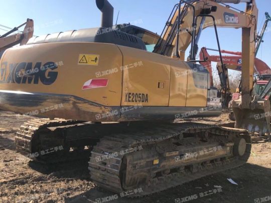 徐工XE205DA履带式挖掘机