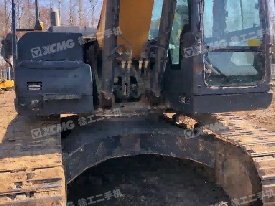 徐工XE205DA履带式挖掘机