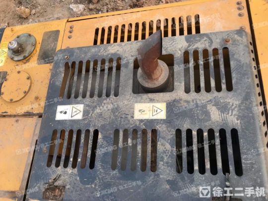 徐工XE370CA履带式挖掘机